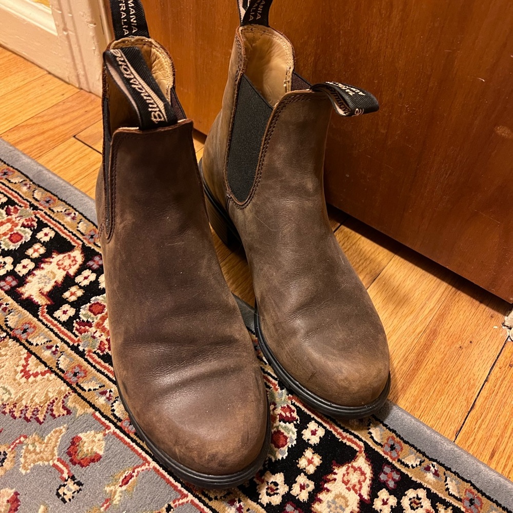 Blundstone Women’s Brown Leather Heeled Leather Boots